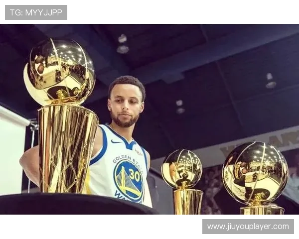 勇士逆转爵士，团队韧性获主帅肯定